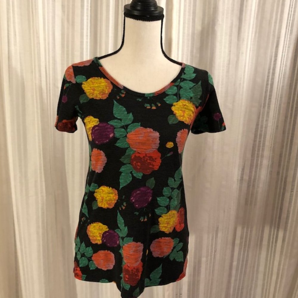 Floral LuLaRoe Top